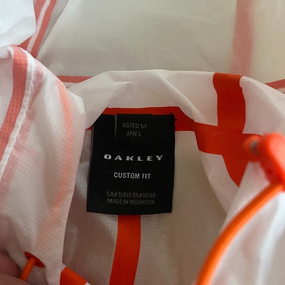 Men's Oakley Translucent Skyline Shell Jacket Size Medium NWT - Picture 3 of 7